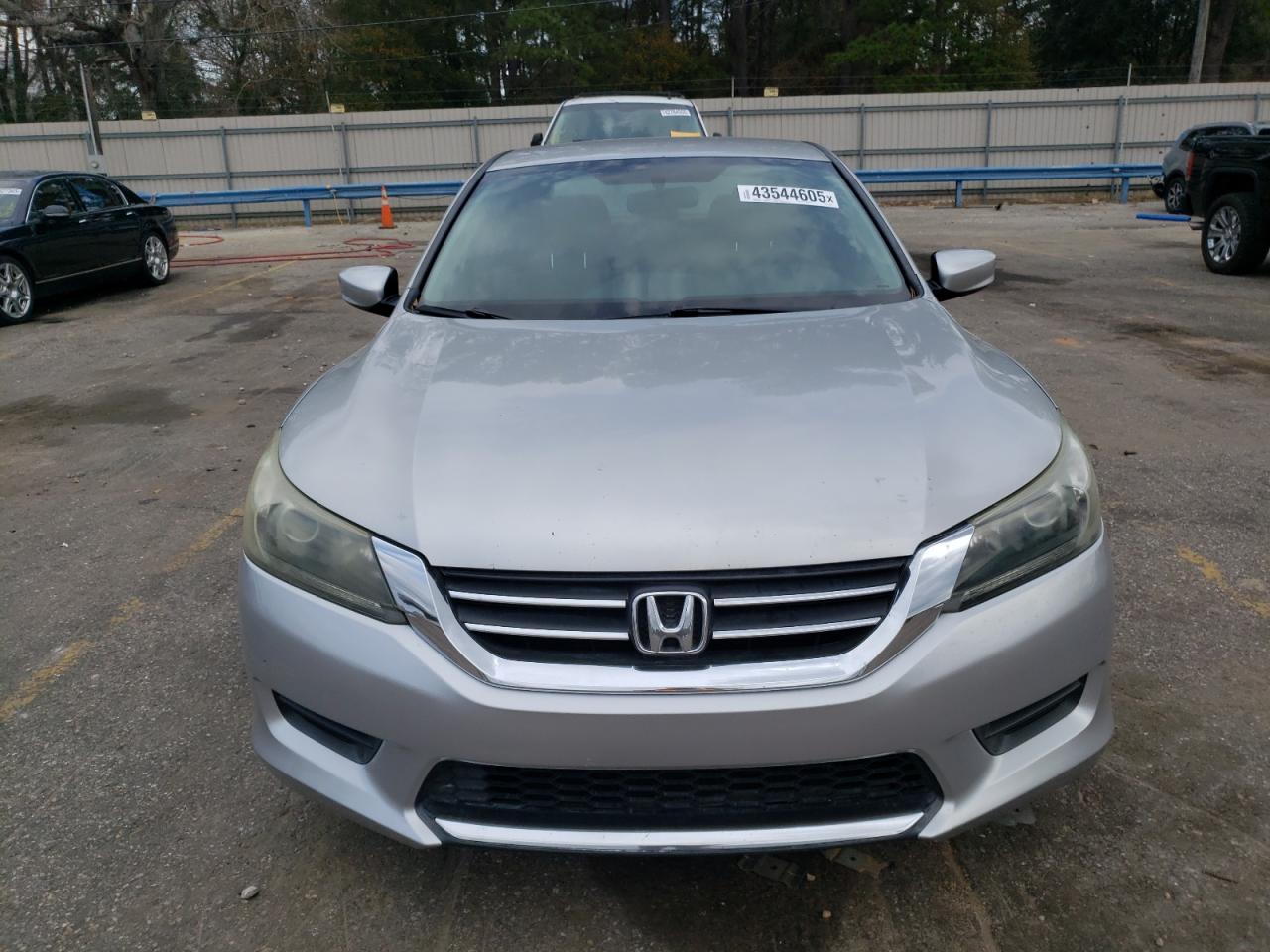 2013 Honda Accord - Image 5