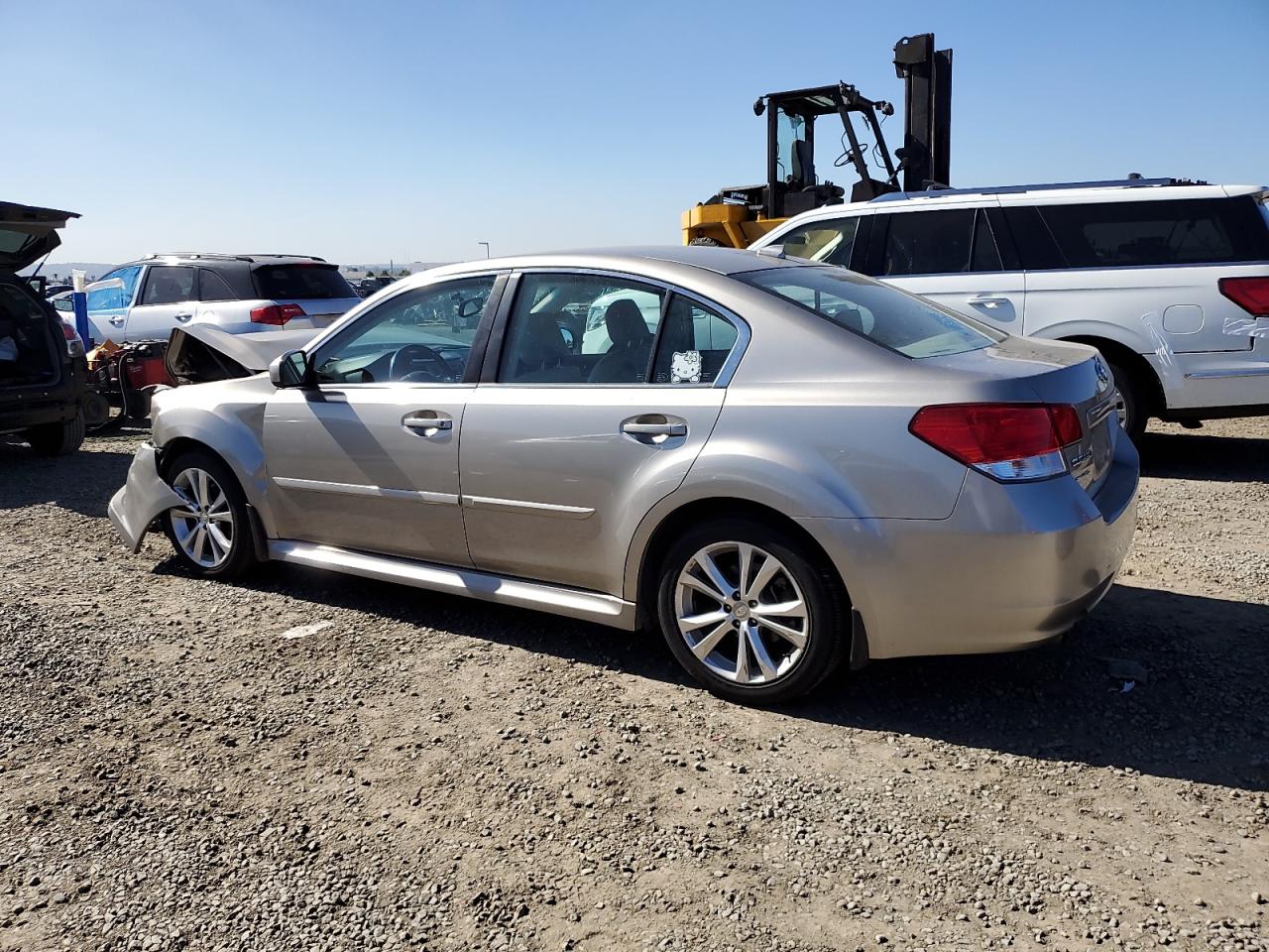2014 Subaru Legacy - Image 2