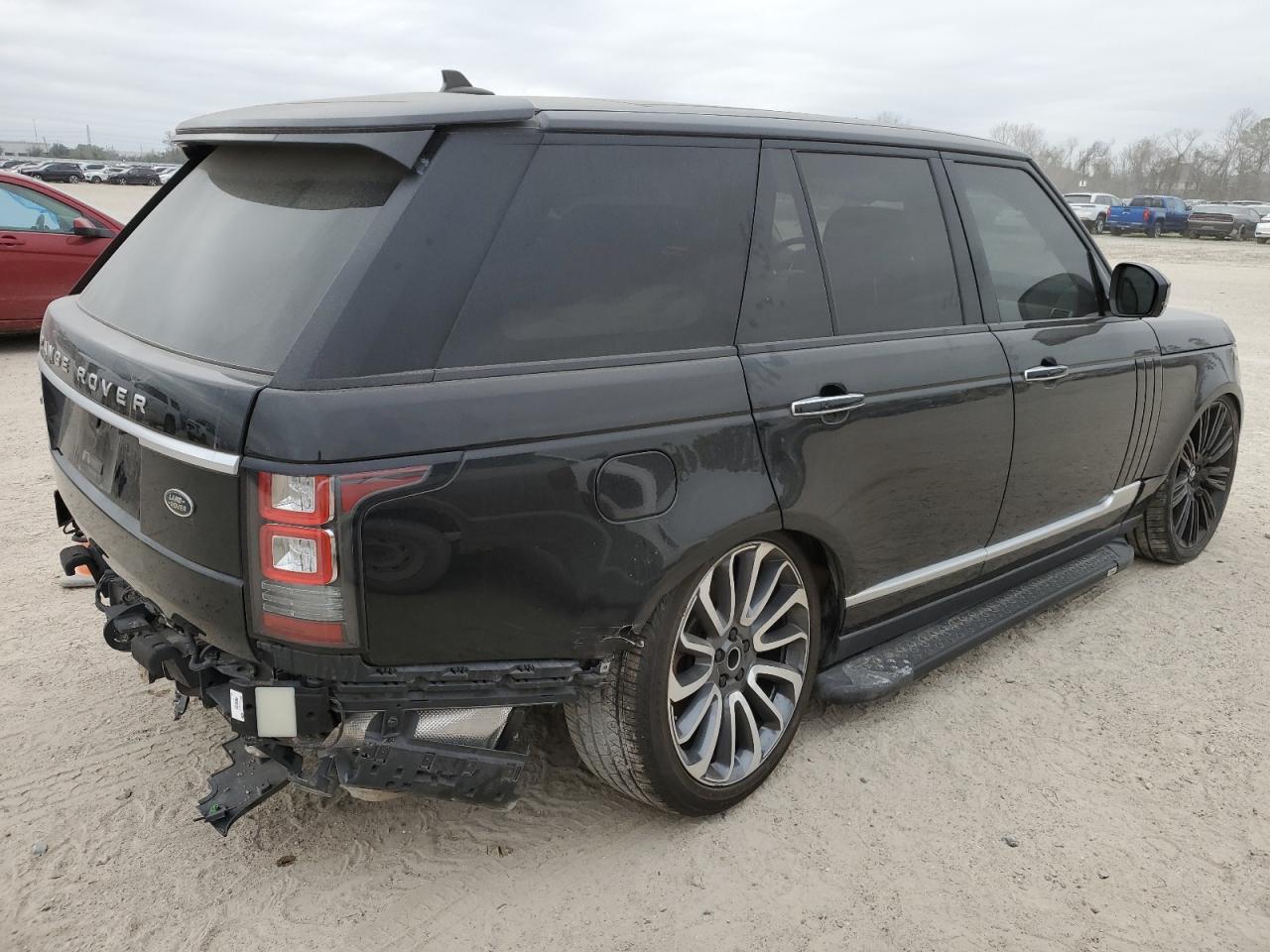 2016 Land Rover Range Rover - Image 3