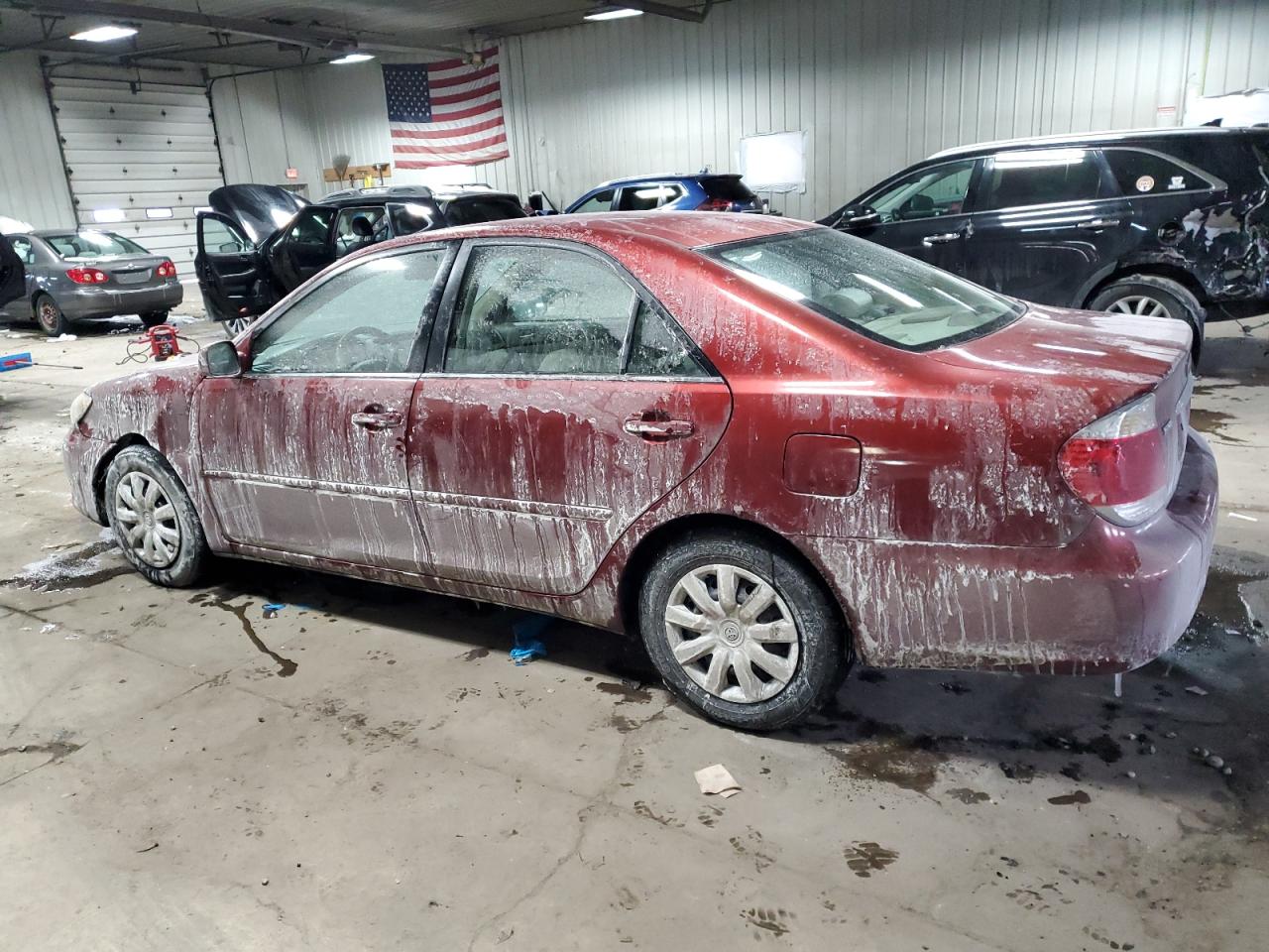 2005 Toyota Camry - Image 2