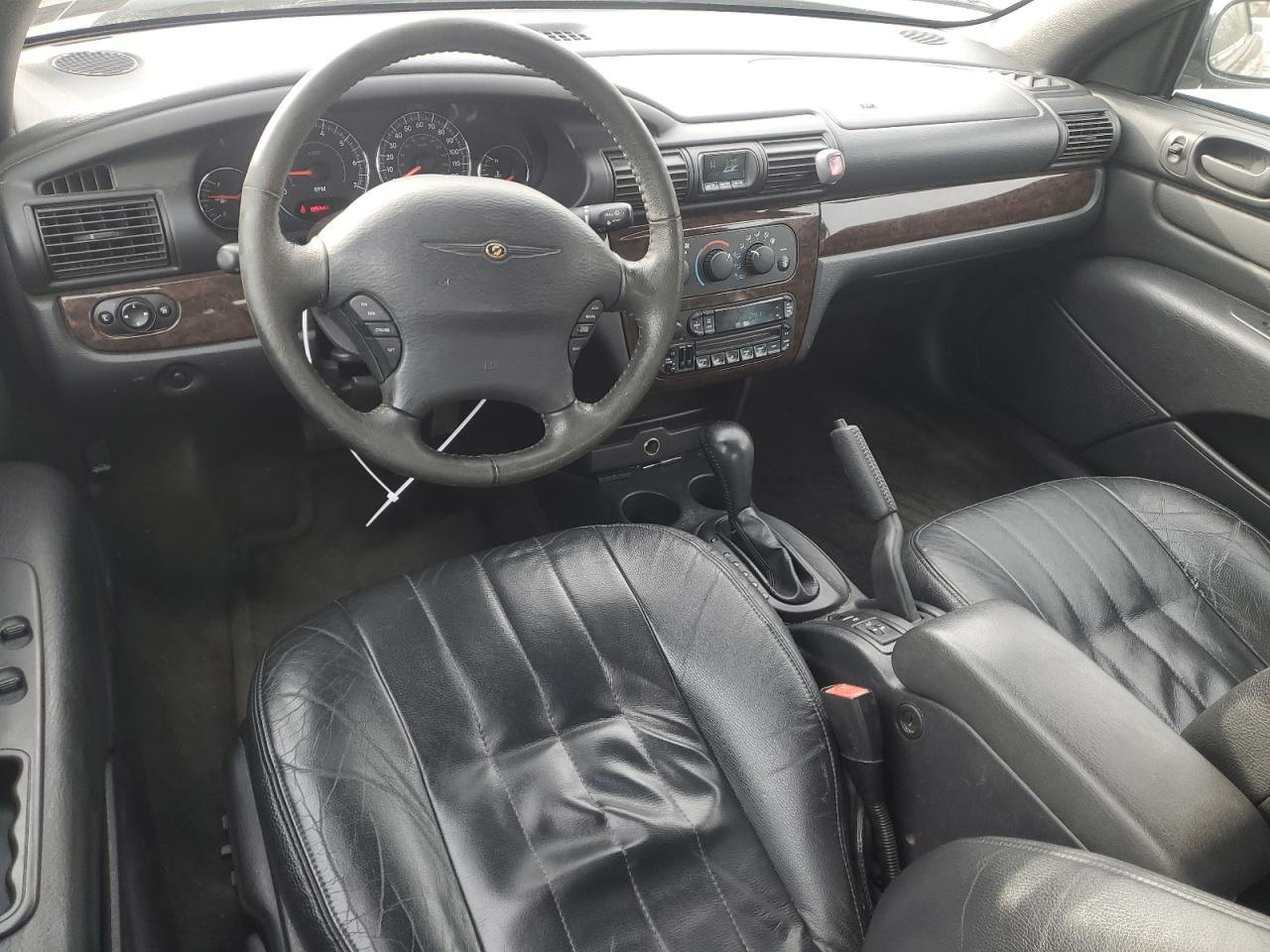 2004 Chrysler Sebring - Image 8