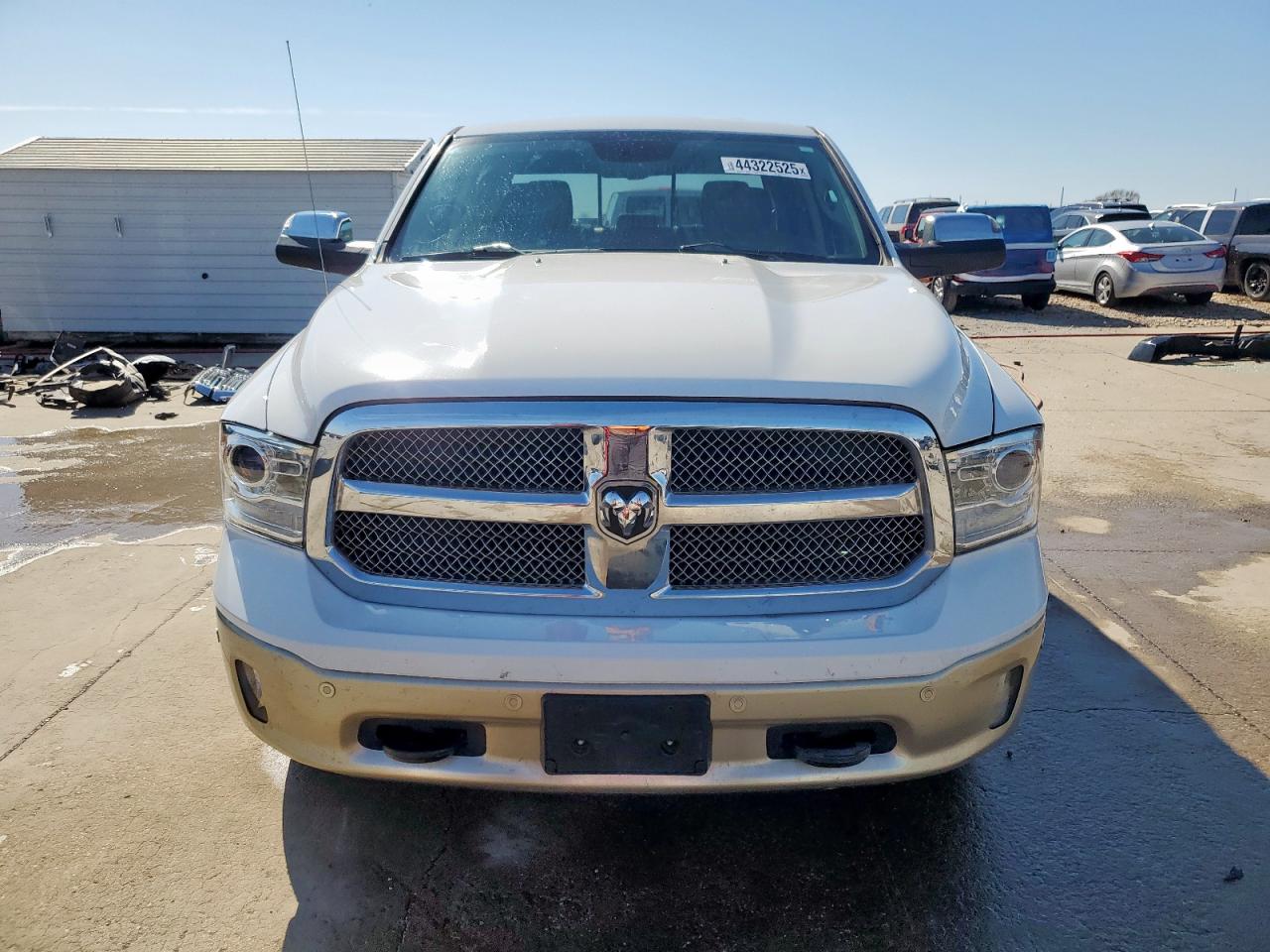 2015 RAM 1500 - Image 5