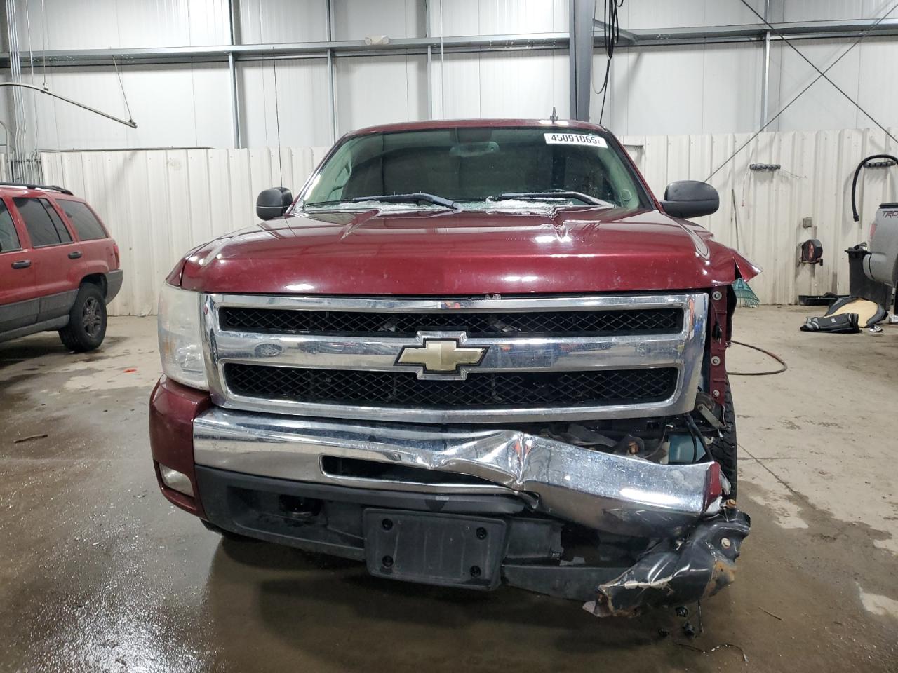 2009 Chevrolet Silverado - Image 5