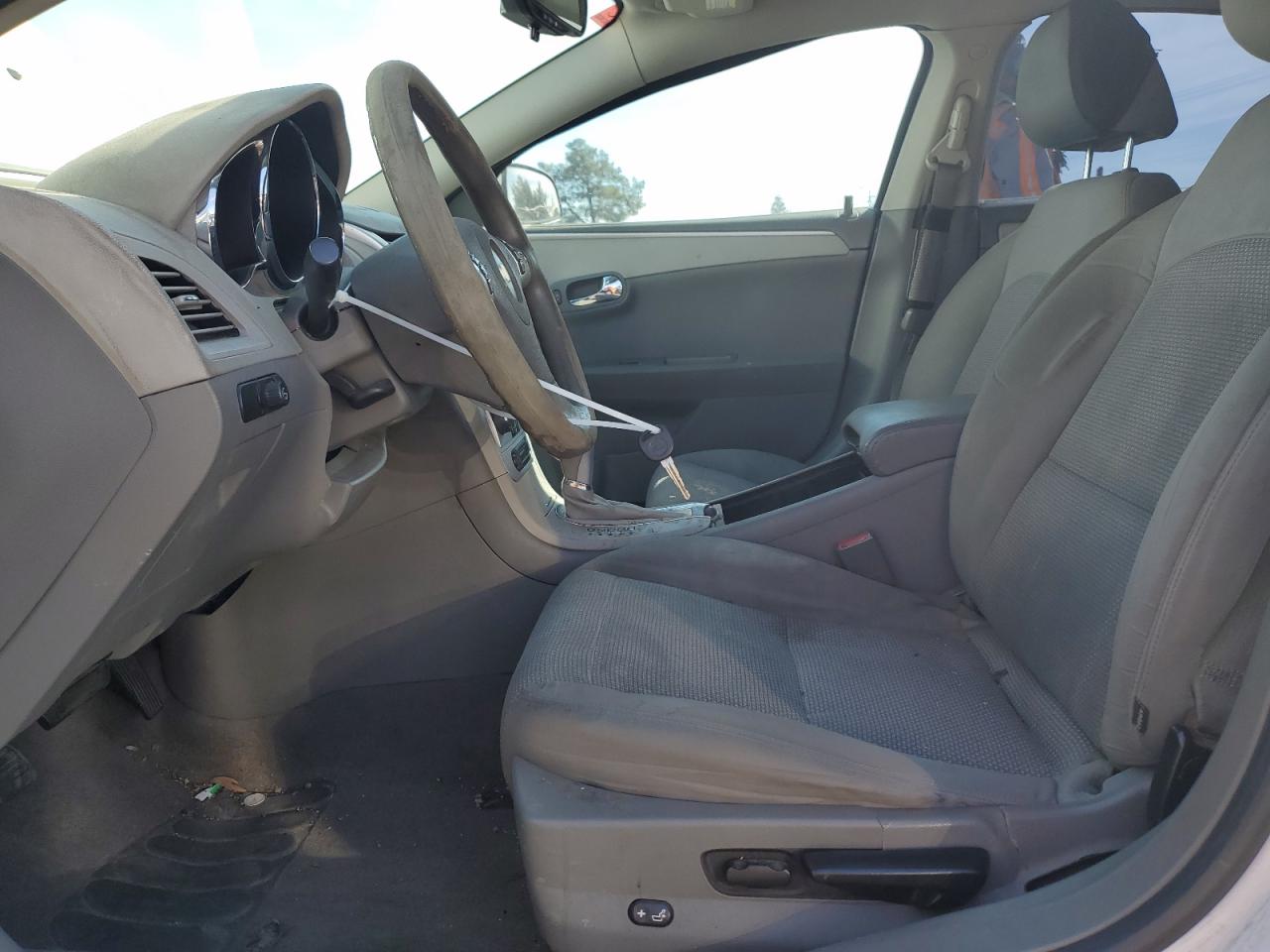 2011 Chevrolet Malibu - Image 7