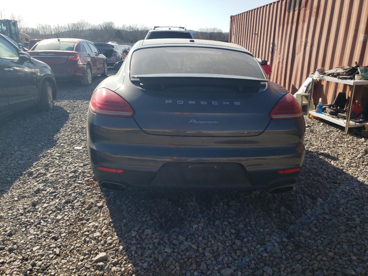 2016 Porsche Panamera - Image 6