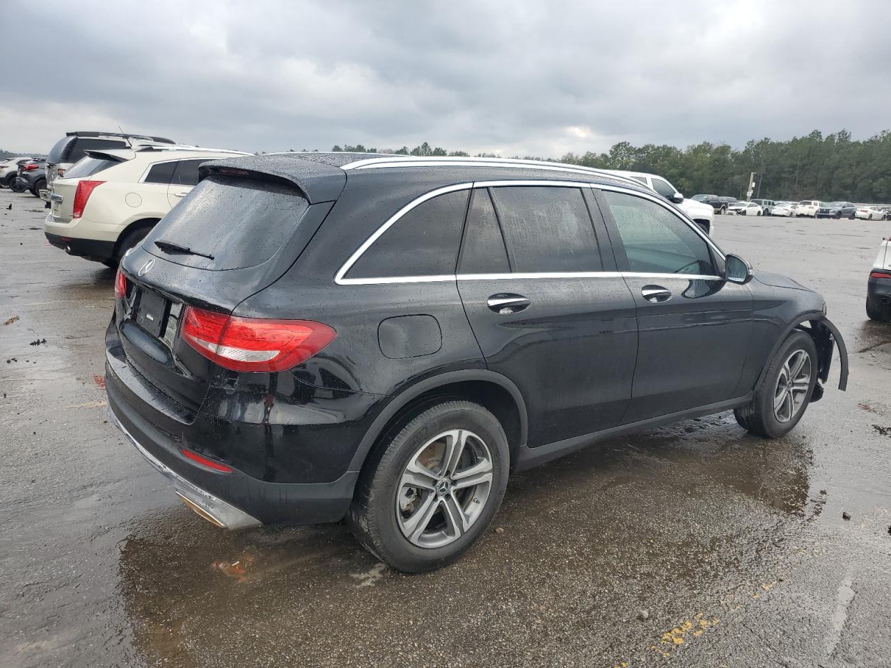 2018 Mercedes-Benz GLC - Image 3