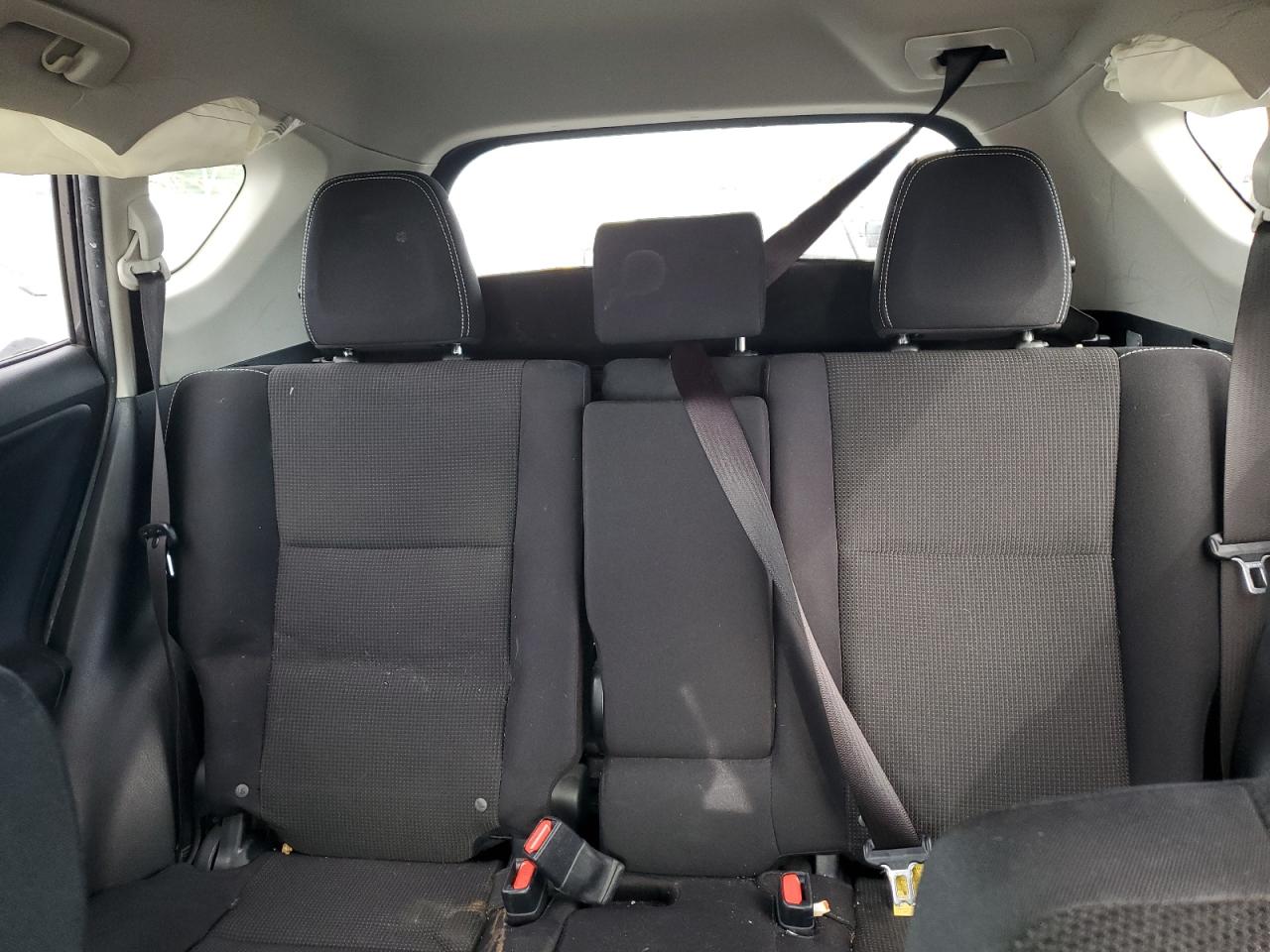 2017 Toyota RAV 4 - Image 10