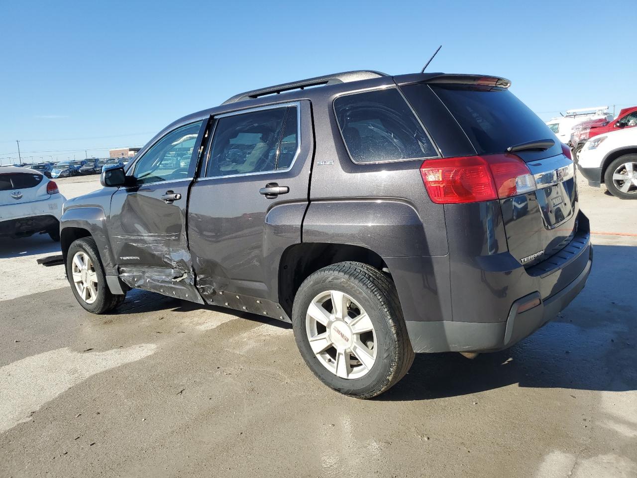 2013 GMC Terrain - Image 2