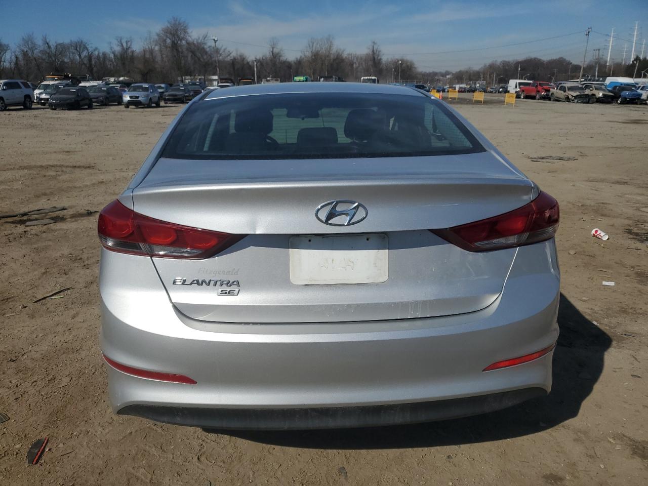 2018 Hyundai Elantra - Image 6