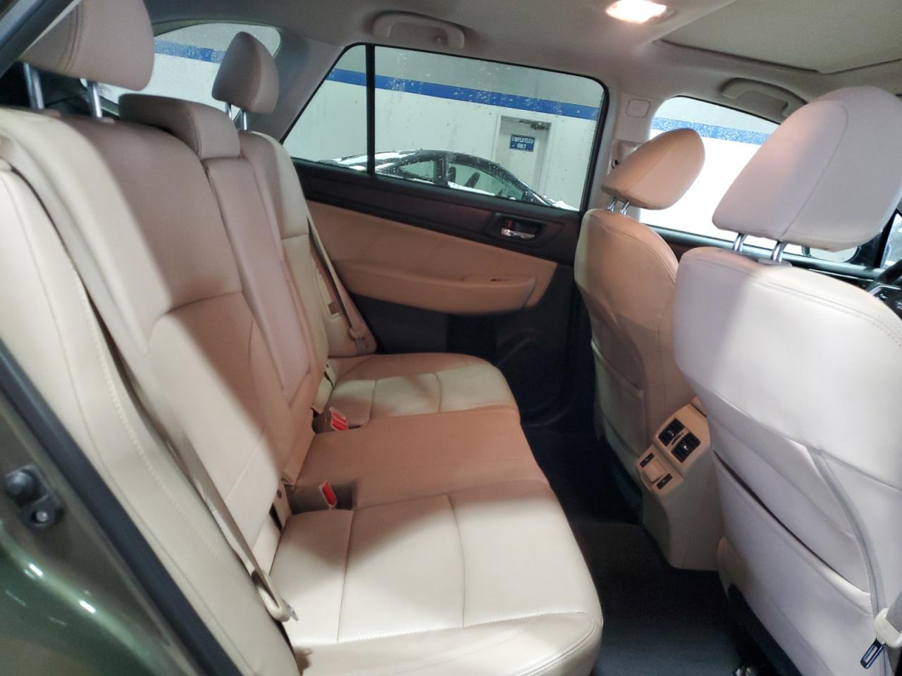 2018 Subaru Outback - Image 11