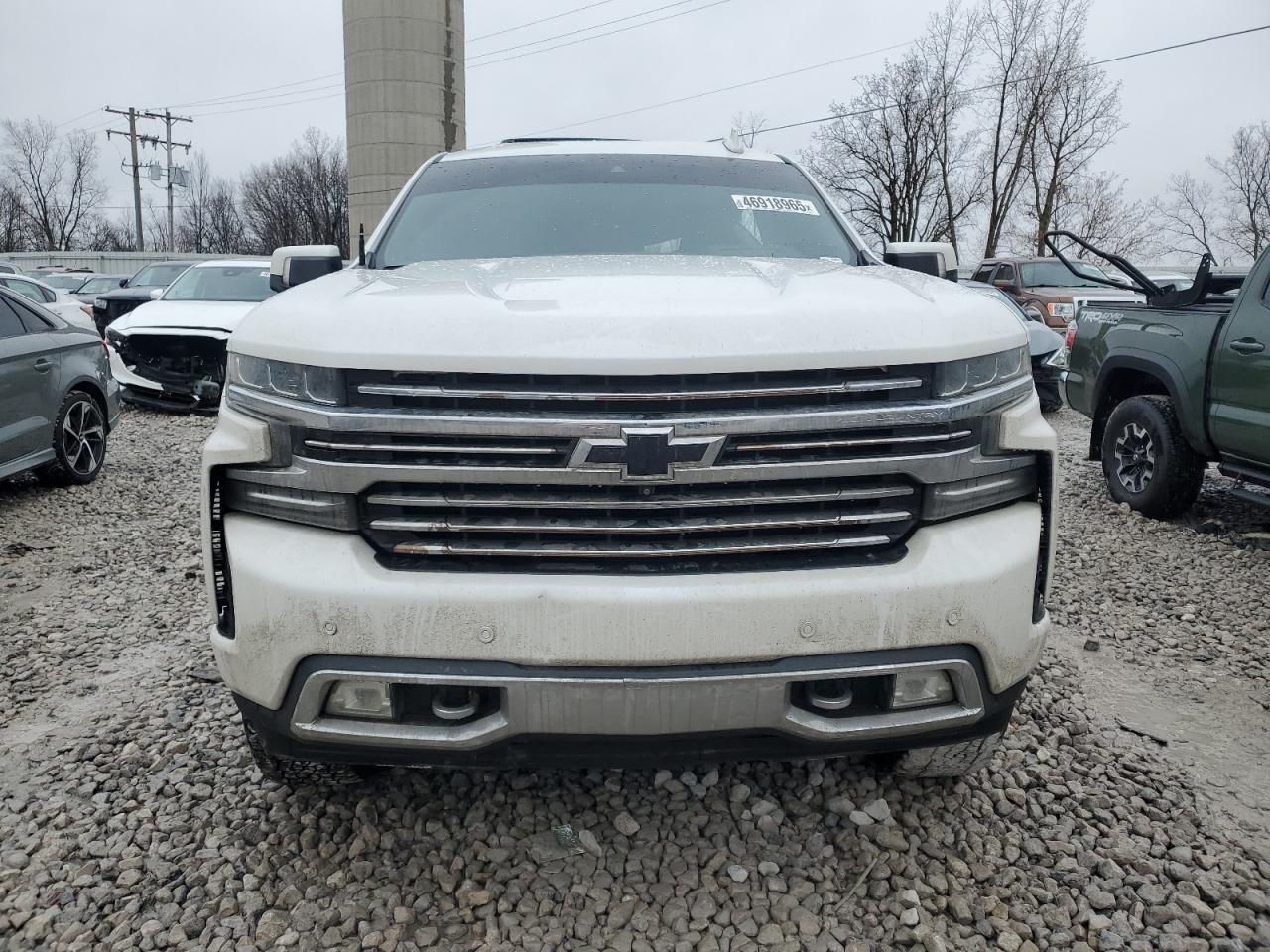 2019 Chevrolet Silverado - Image 5