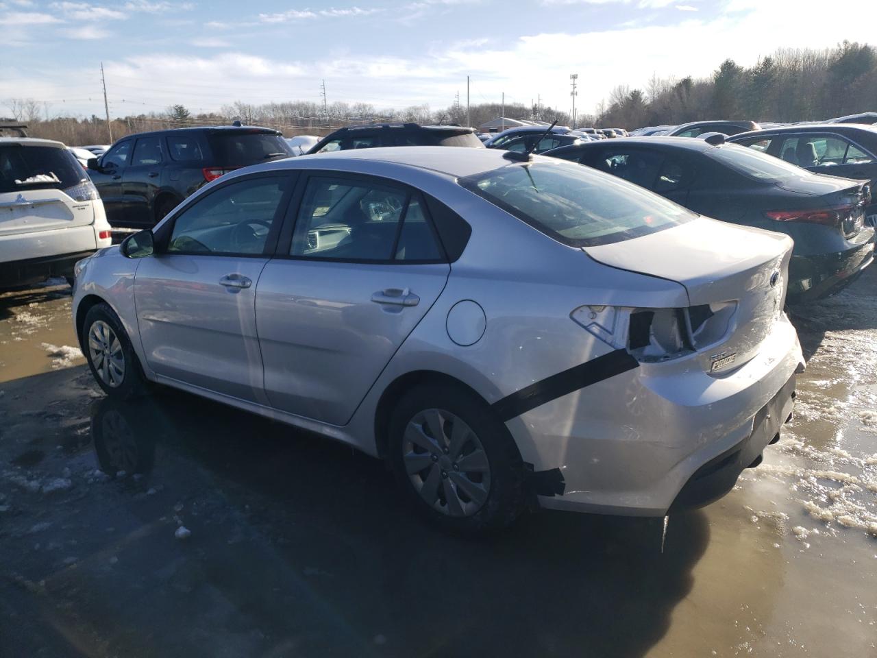 2020 Kia Rio - Image 2