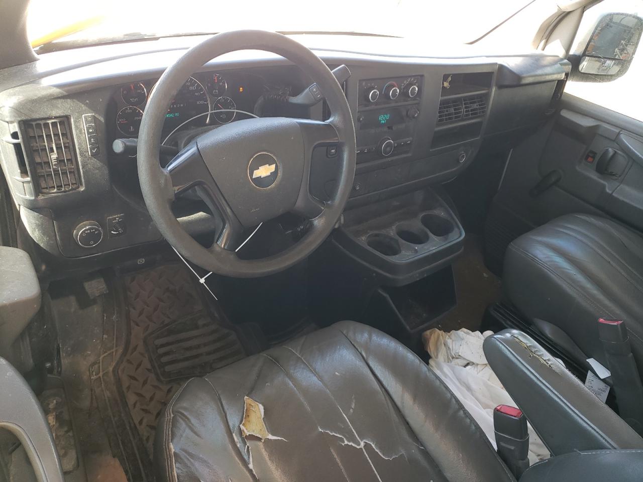 2013 Chevrolet Express - Image 8