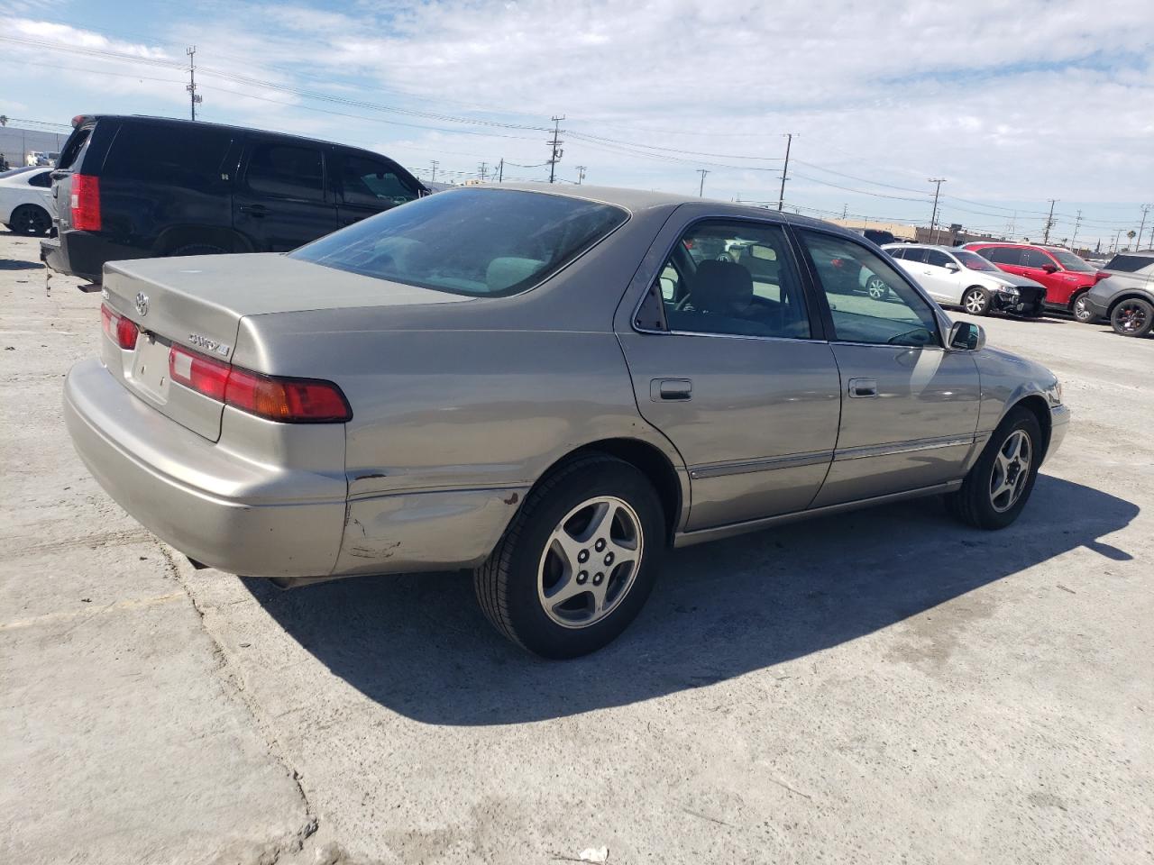 1997 Toyota Camry - Image 3