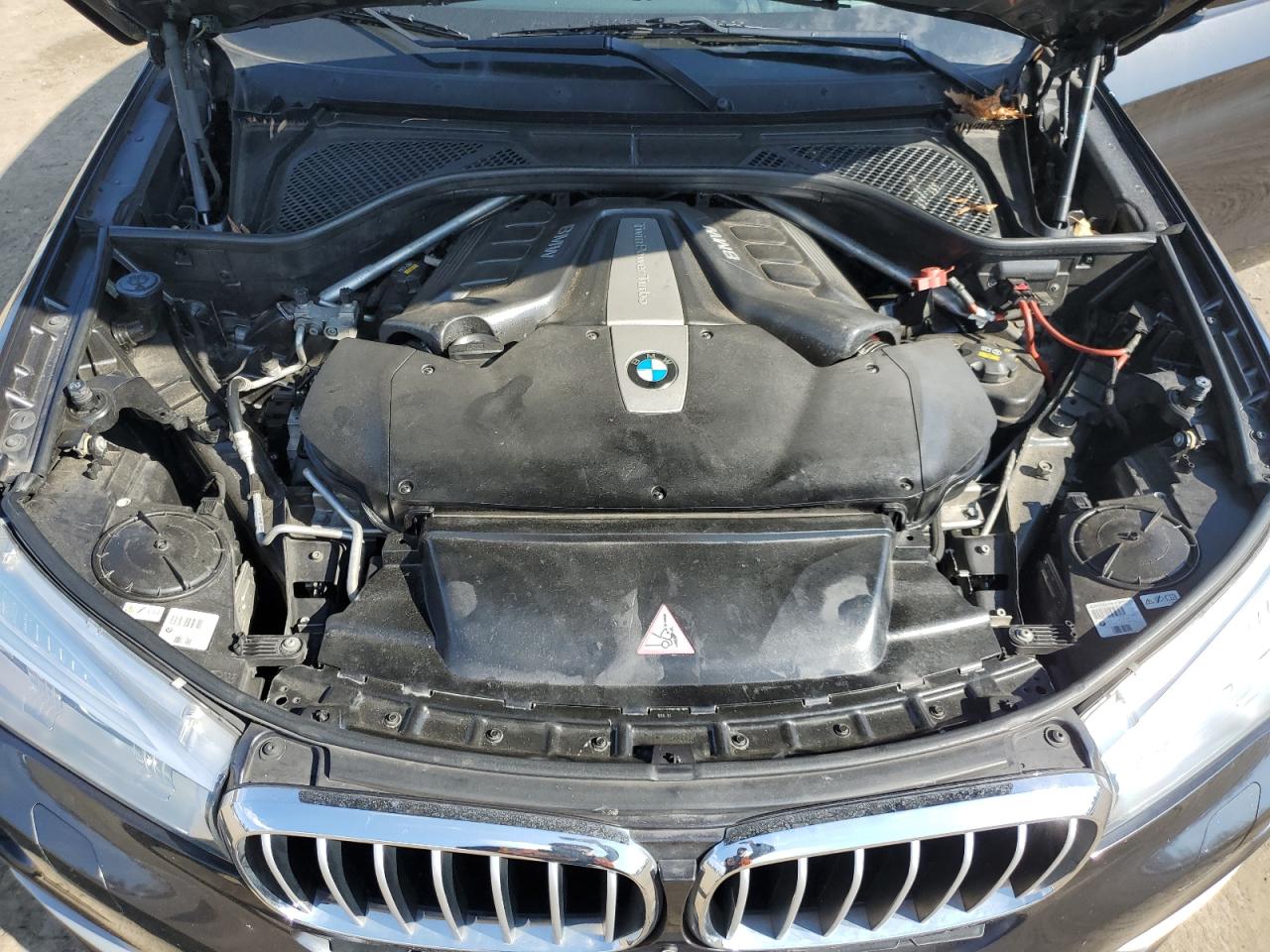 2015 BMW X6 - Image 12