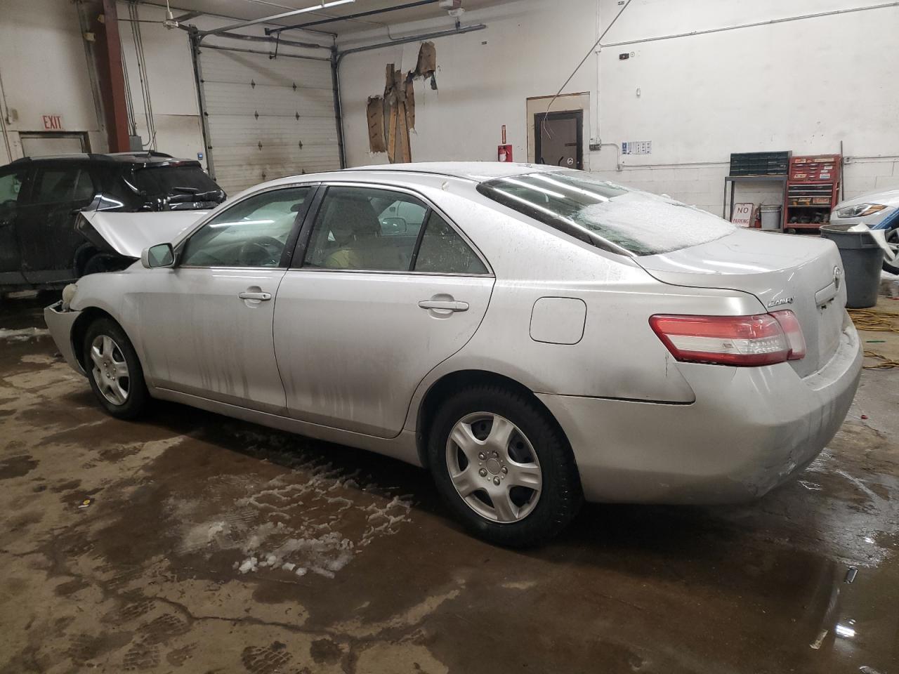 2010 Toyota Camry - Image 2