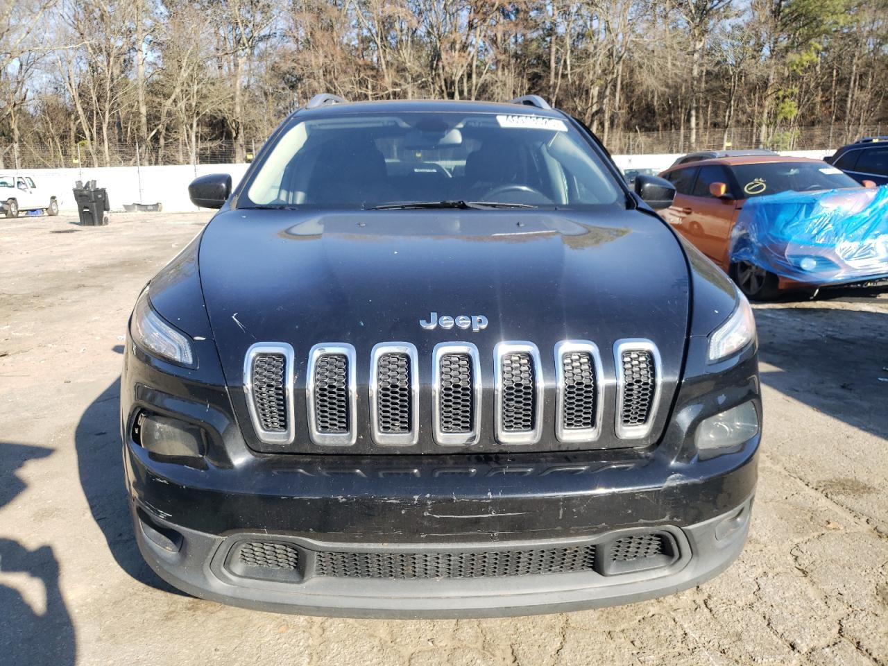 2017 Jeep Grand Cherokee - Image 5