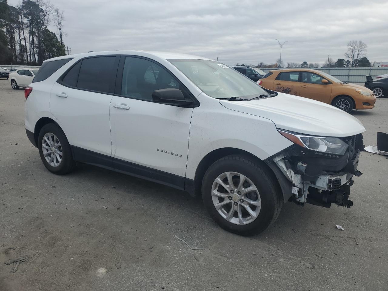 2021 Chevrolet Equinox - Image 4