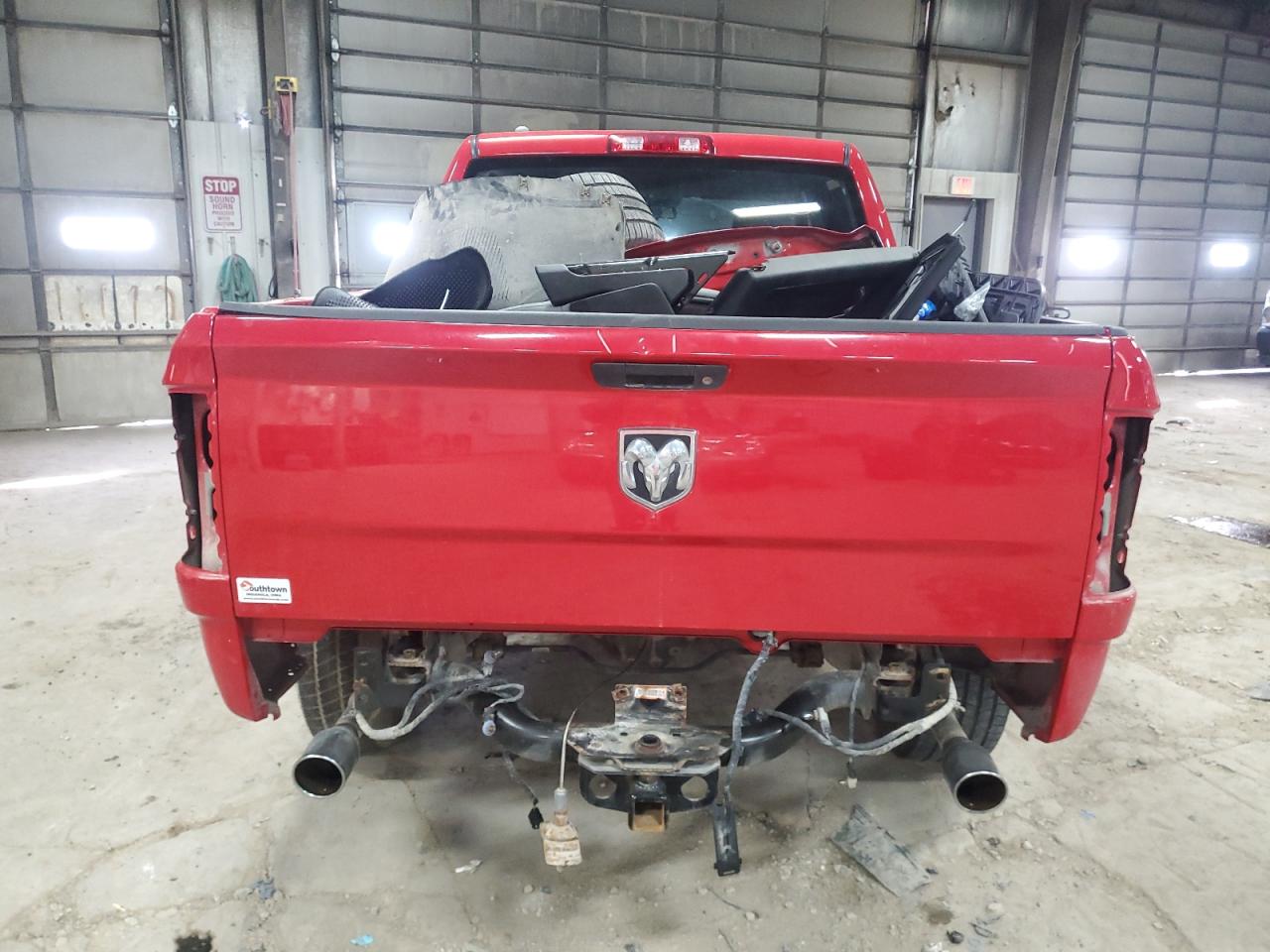 2014 RAM 1500 - Image 6