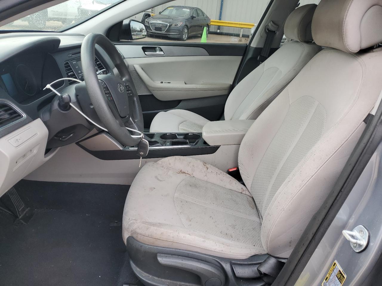 2015 Hyundai Sonata - Image 7