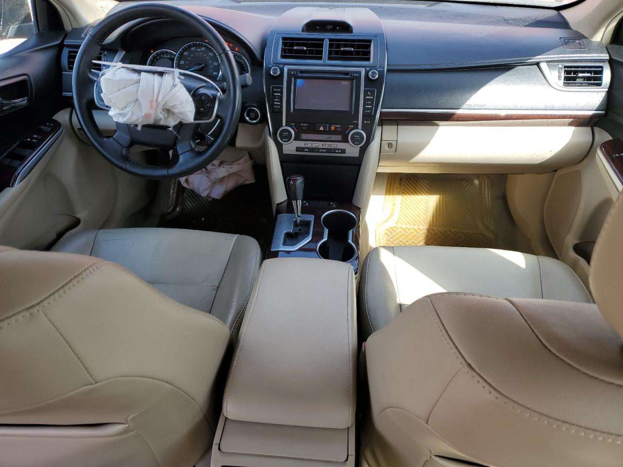 2013 Toyota Camry - Image 8