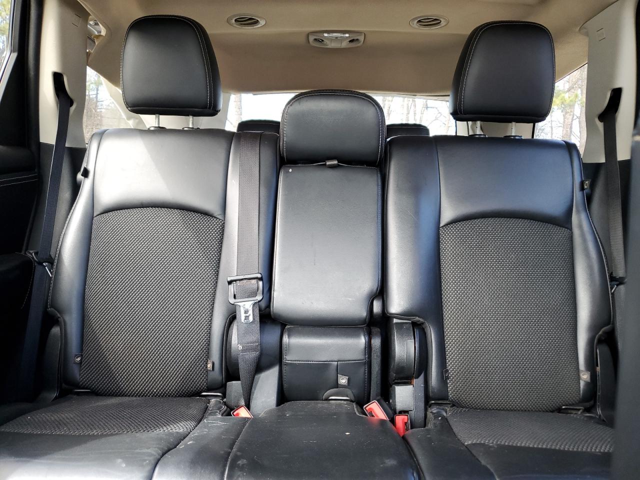 2015 Dodge Journey - Image 10