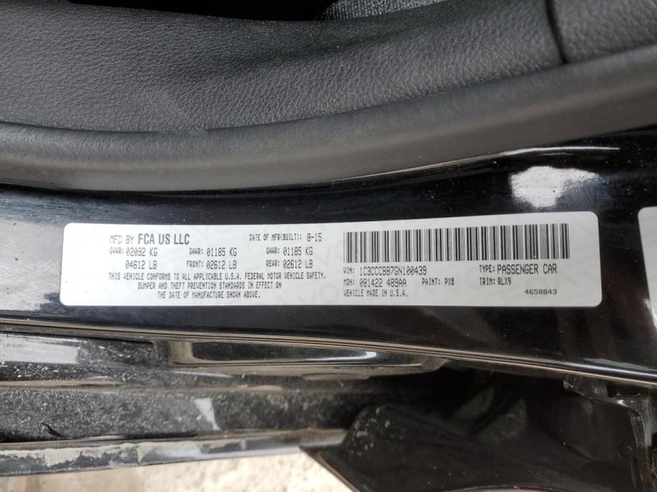 2016 Chrysler 200 - Image 14