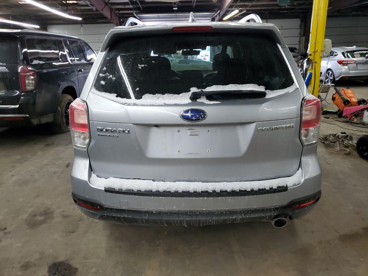 2018 Subaru Forester - Image 6