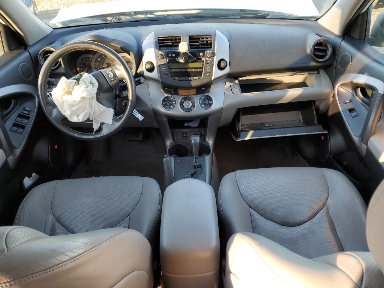 2007 Toyota RAV 4 - Image 8