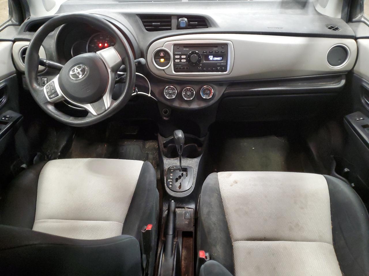 2013 Toyota Yaris - Image 8