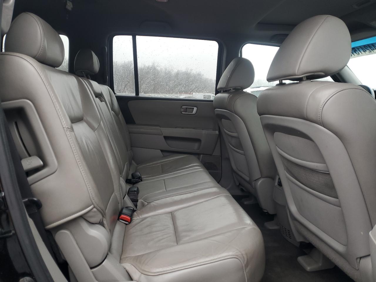 2011 Honda Pilot - Image 11