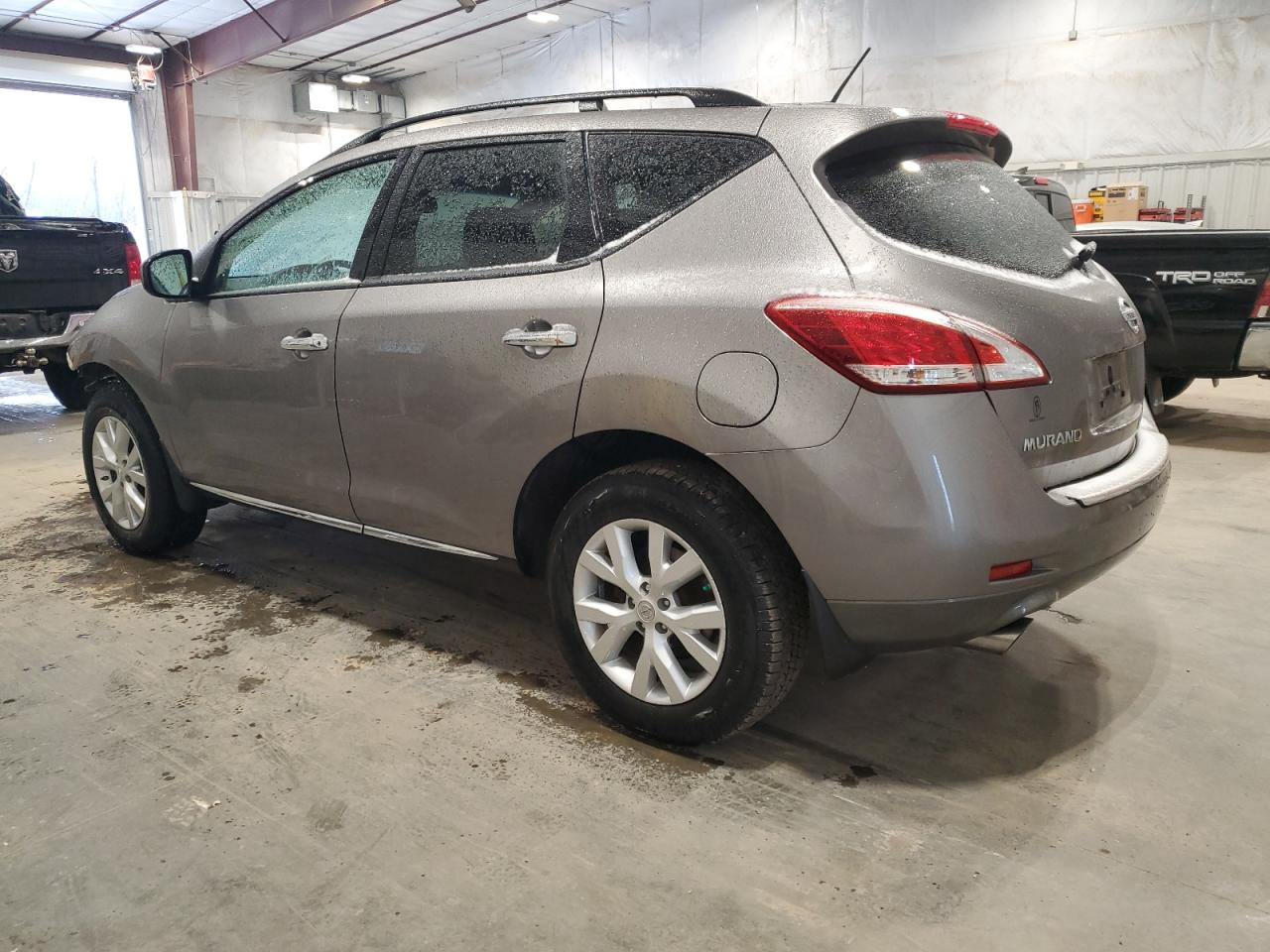 2011 Nissan Murano - Image 2