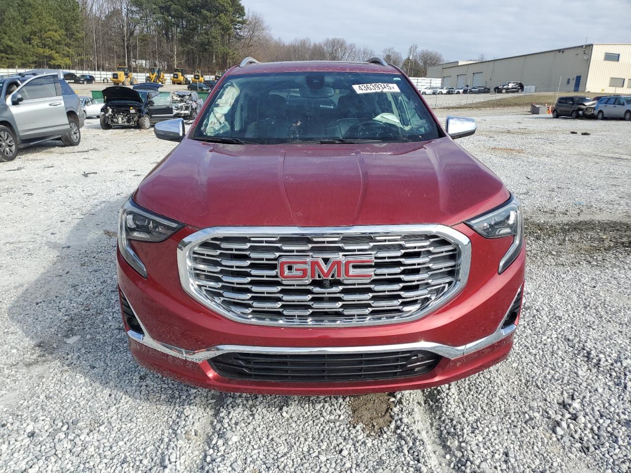 2018 GMC Terrain - Image 5