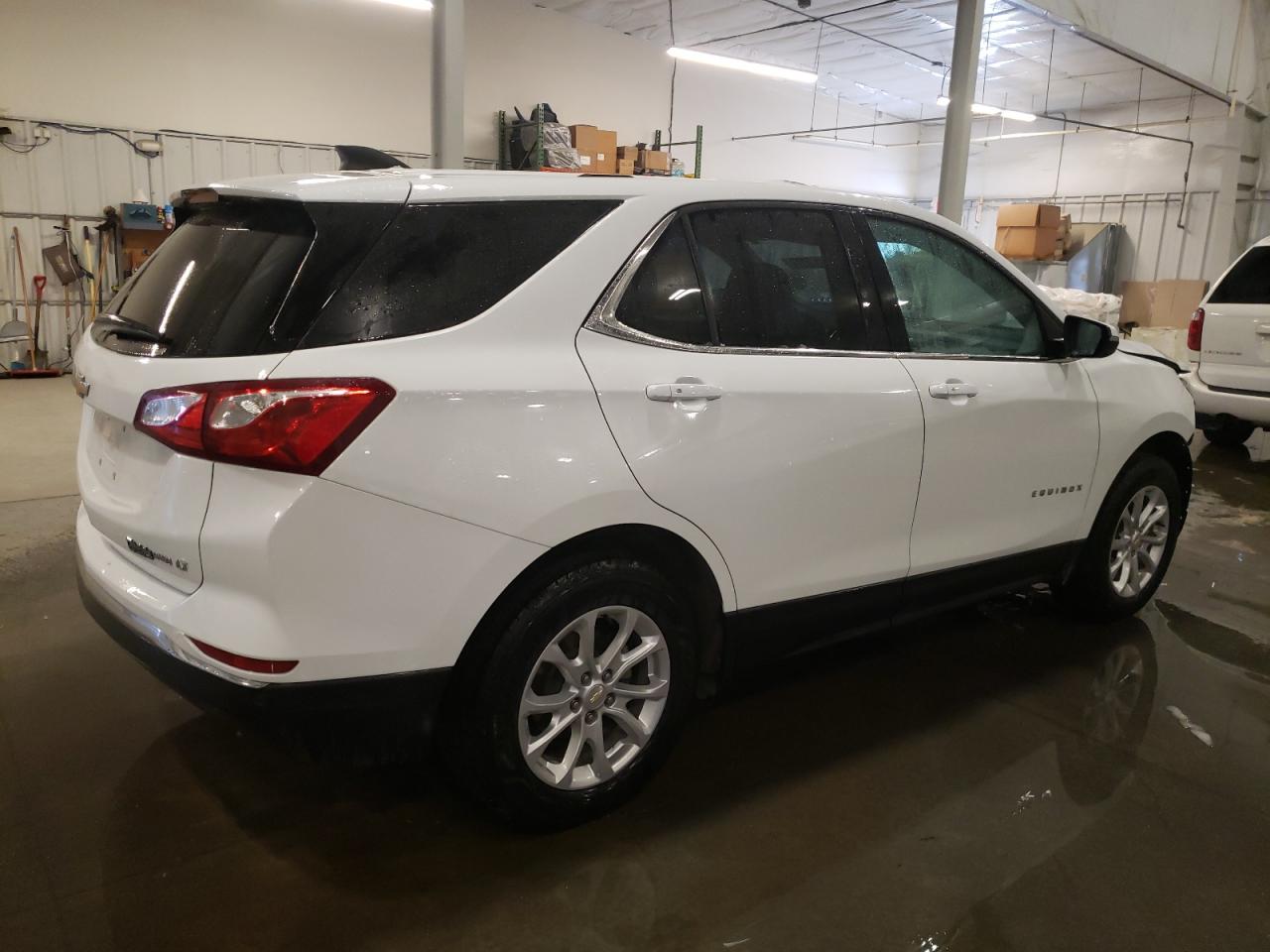 2019 Chevrolet Equinox - Image 3