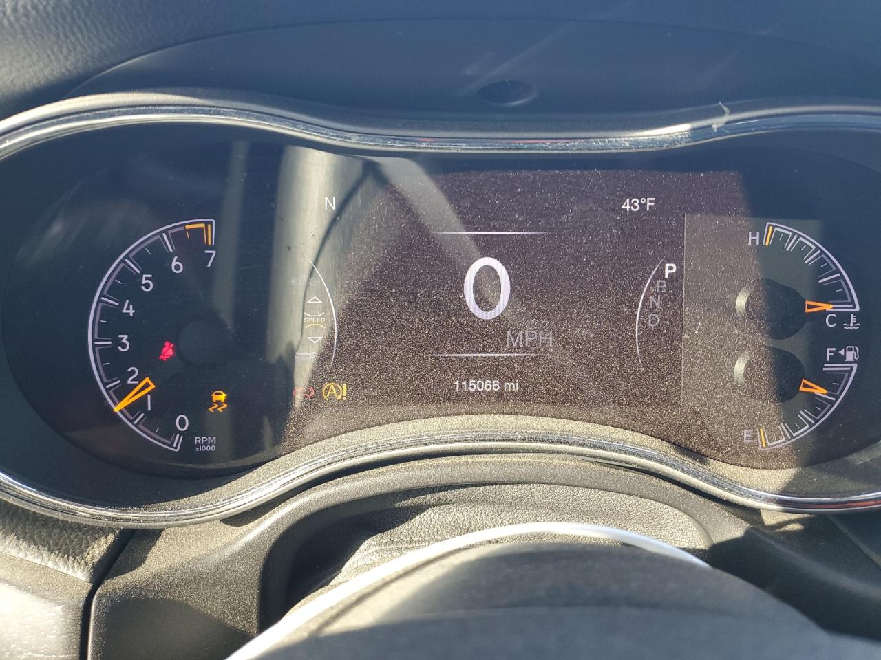 2018 Jeep Grand Cherokee - Image 9