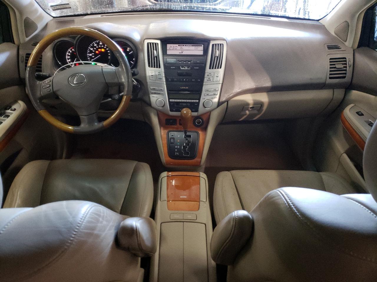 2004 Lexus RX - Image 8