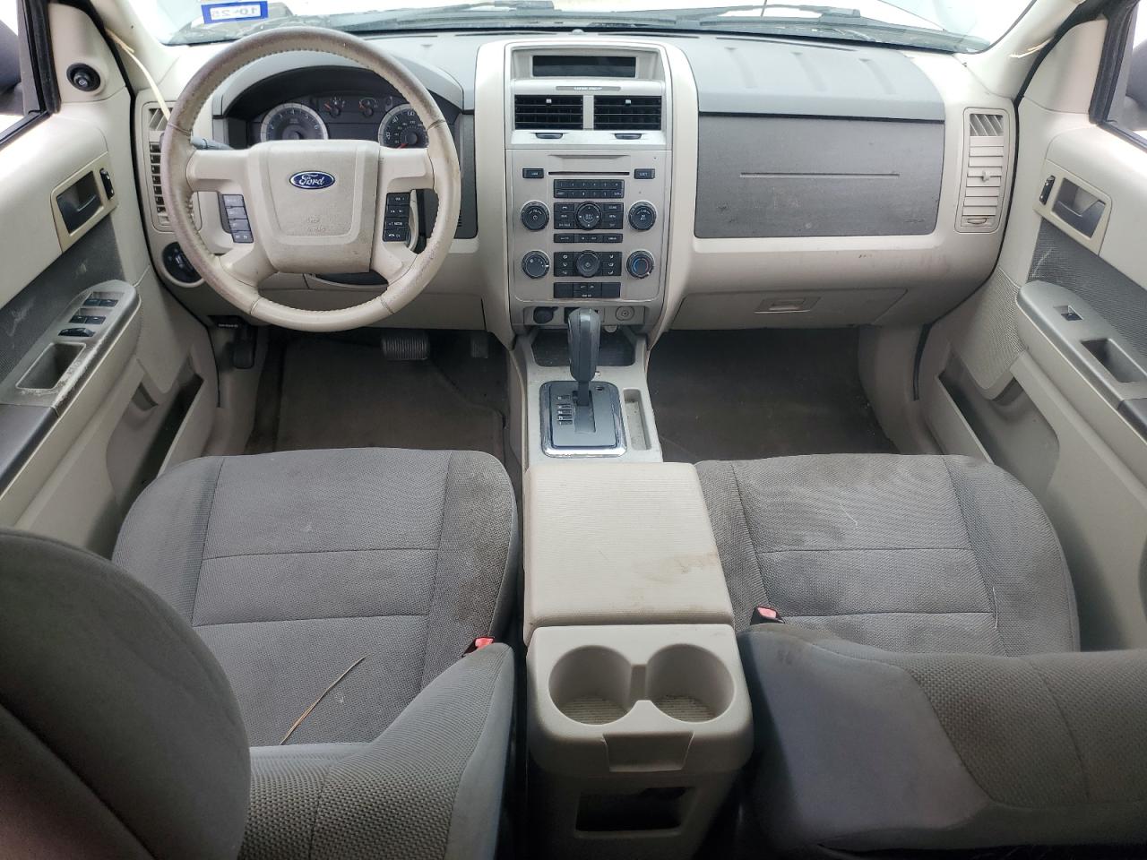 2009 Ford Escape - Image 8