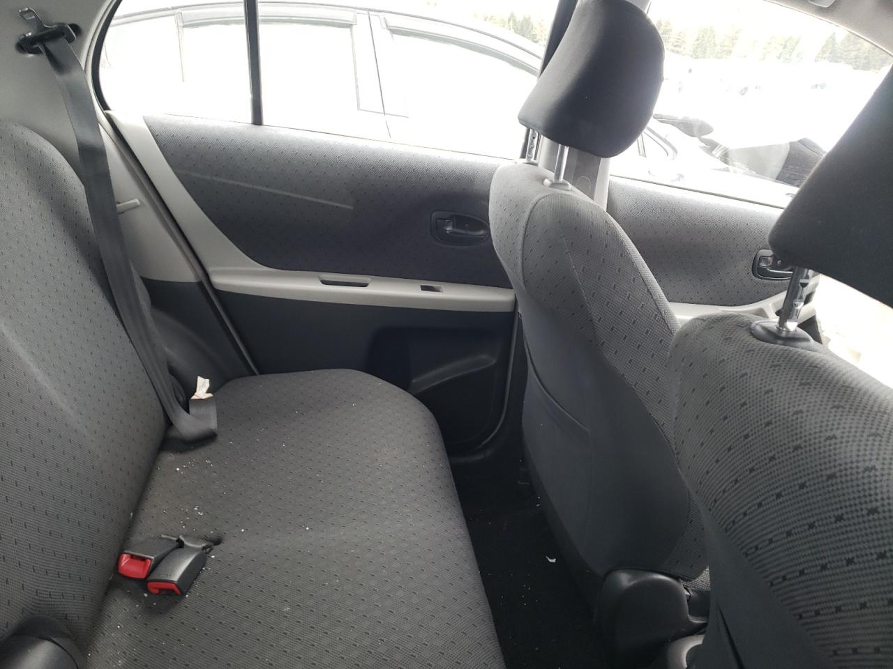 2010 Toyota Yaris VIN: JTDKT4K37A5303117 Lot: 44206795