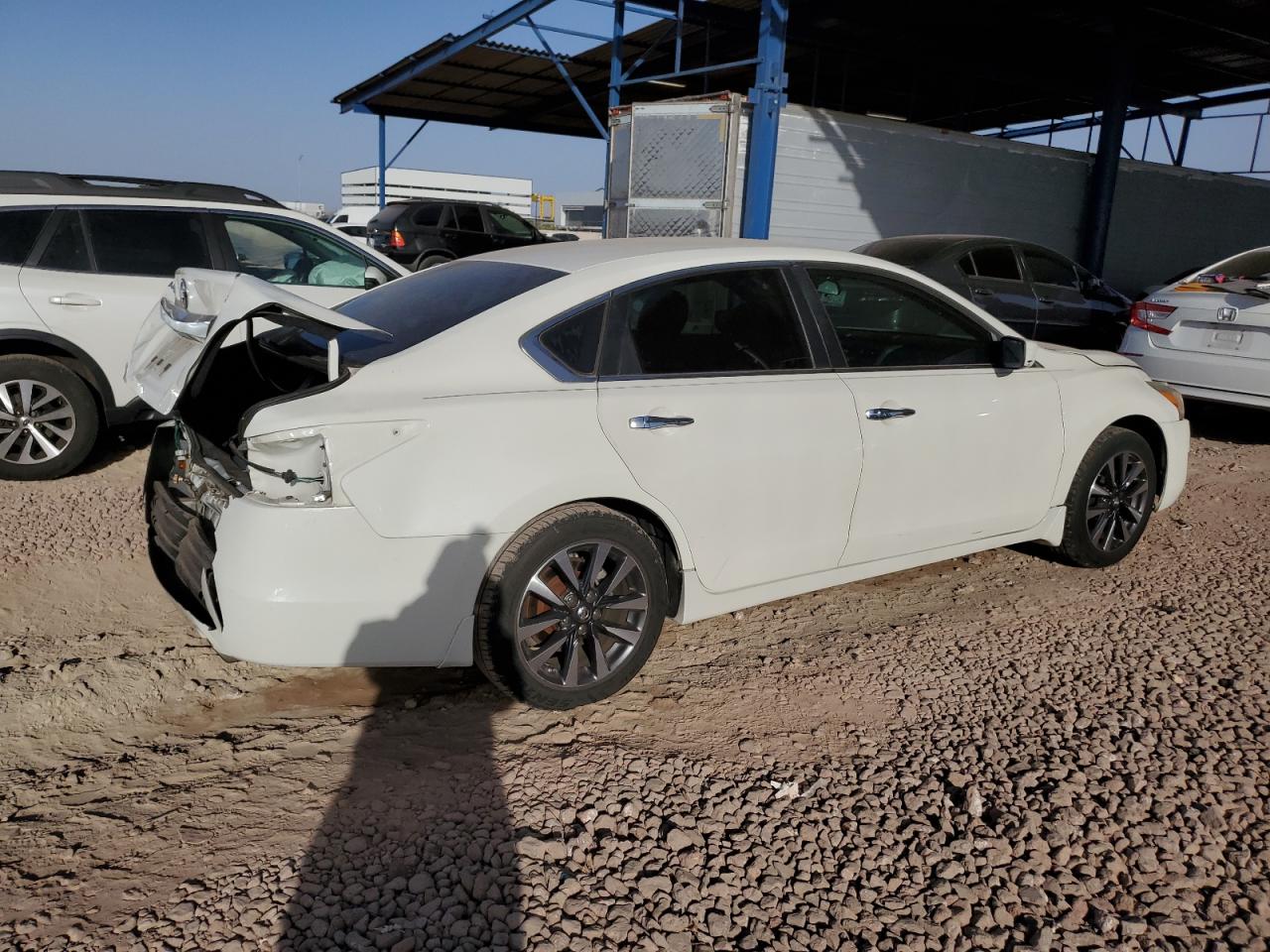 2015 Nissan Altima - Image 3