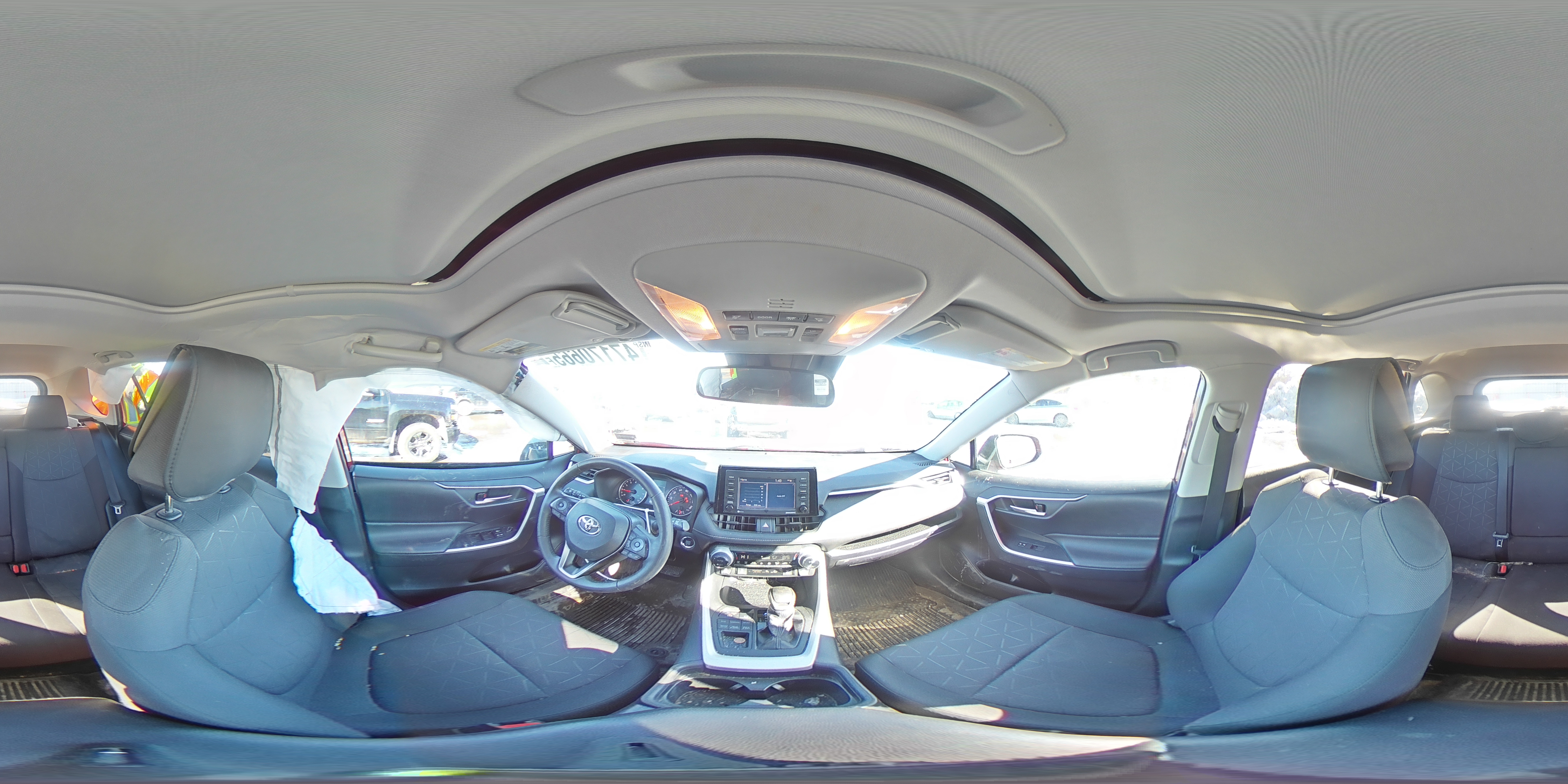 2020 Toyota RAV 4 - Image 13