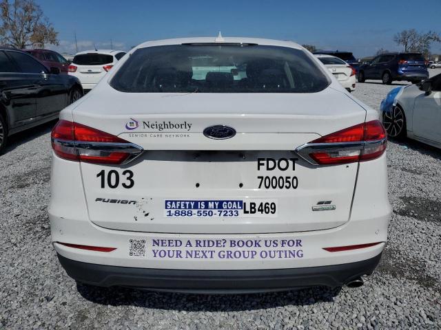  FORD FUSION 2019 Biały