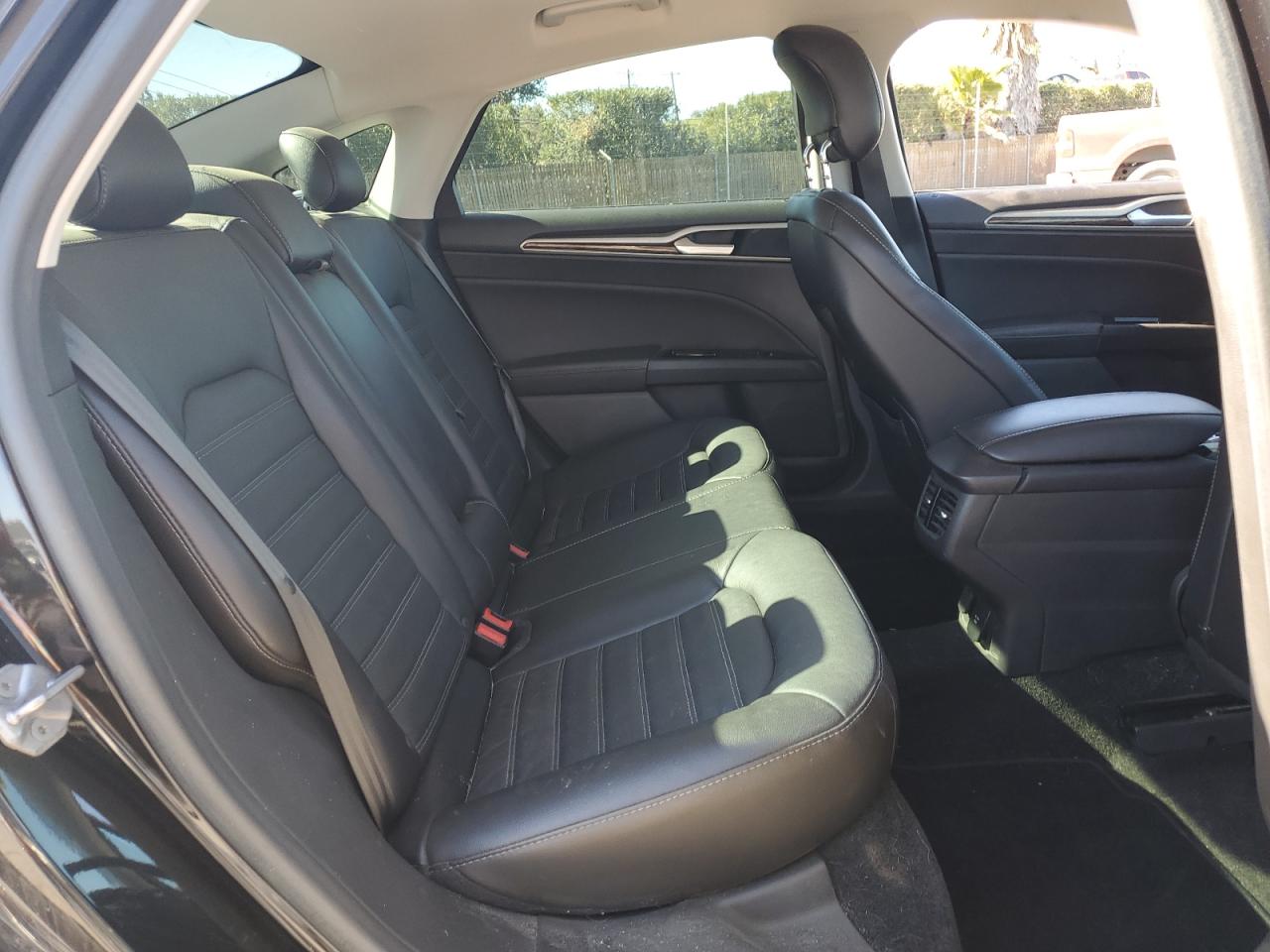 2014 Ford Fusion - Image 11
