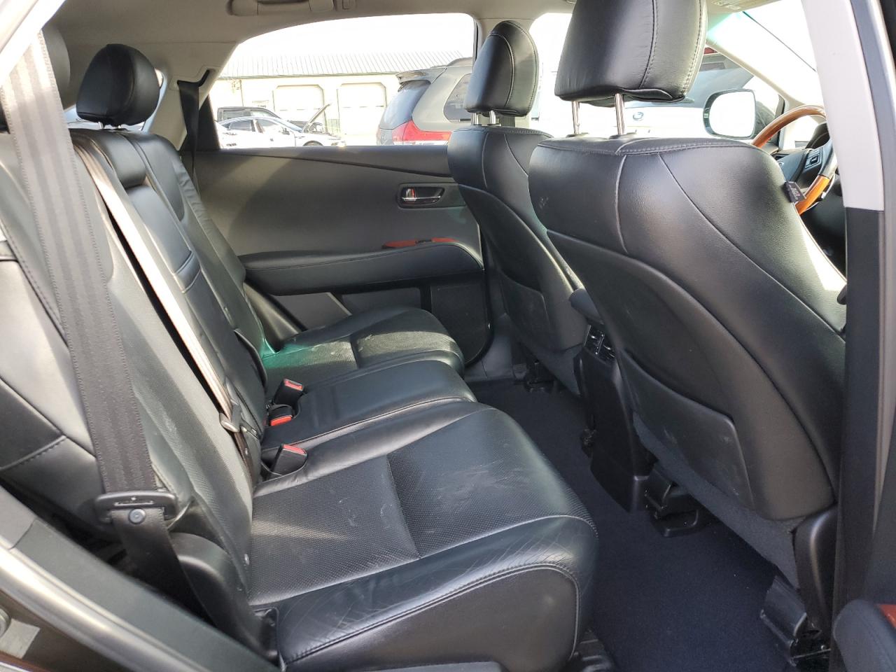 2011 Lexus RX - Image 11