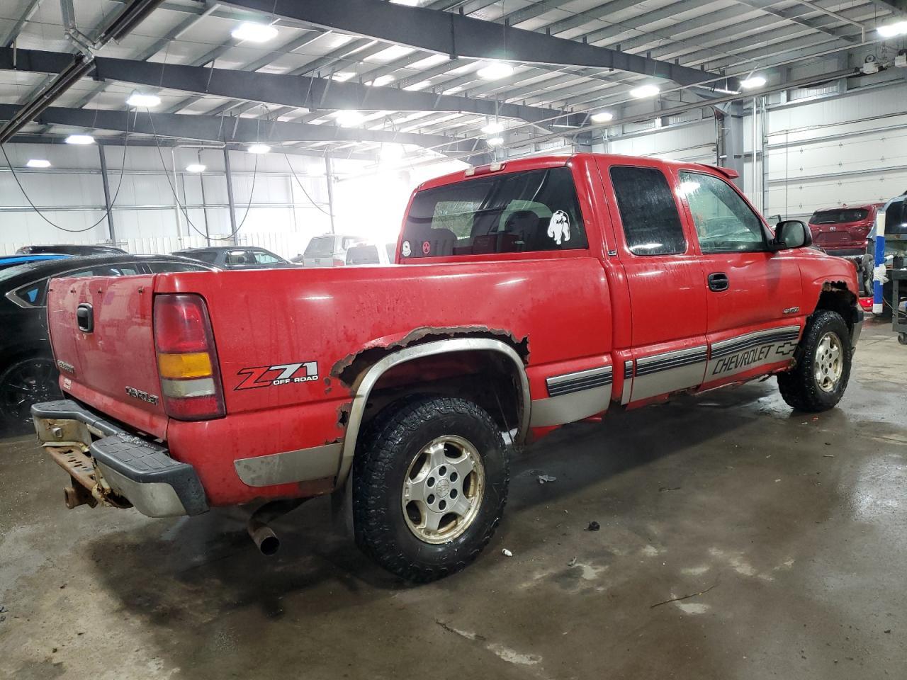 2001 Chevrolet Silverado - Image 3