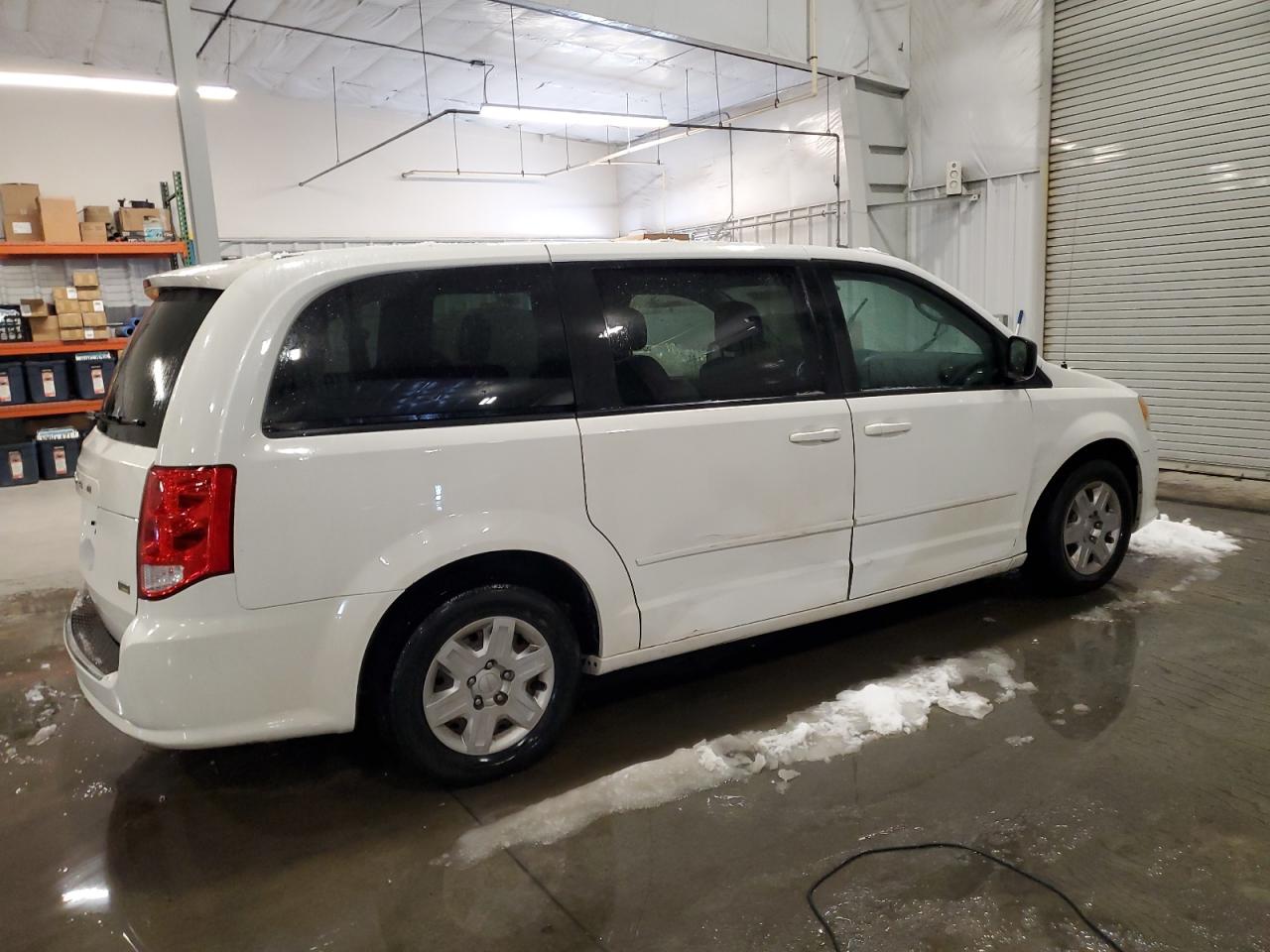 2012 Dodge Caravan - Image 3
