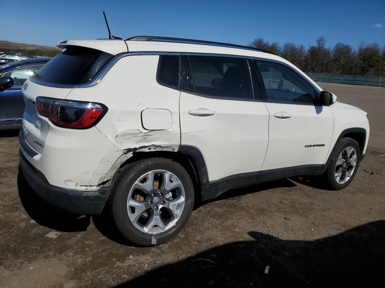 2021 Jeep Compass - Image 3
