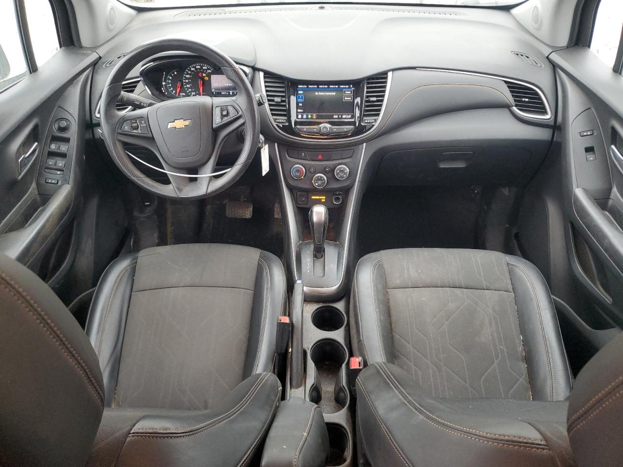 2022 Chevrolet Trax - Image 8