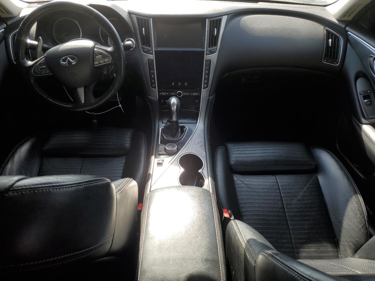 2015 Infiniti Q50 - Image 8
