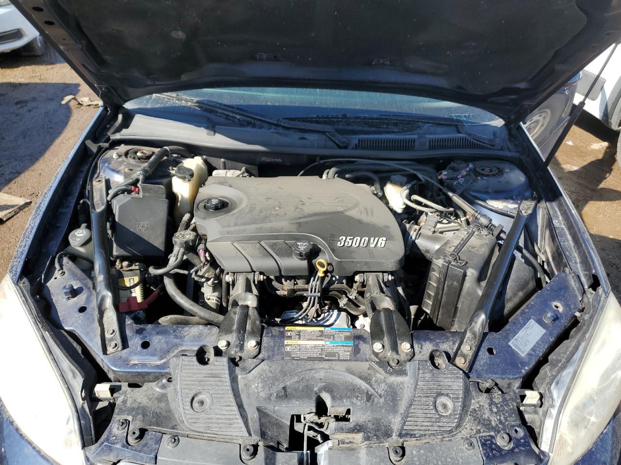2010 Chevrolet Impala - Image 11