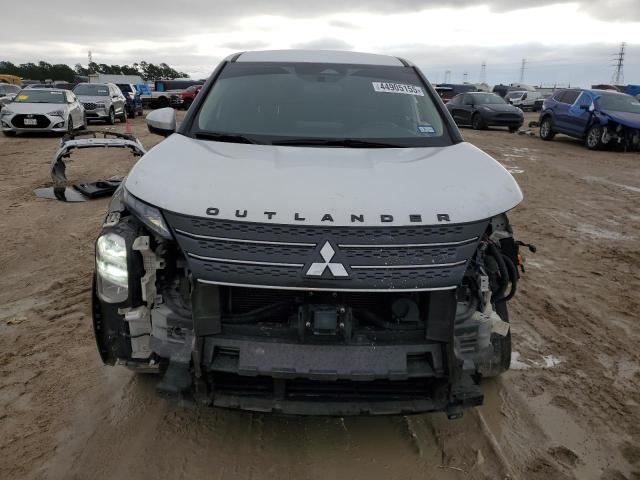  MITSUBISHI OUTLANDER 2023 Белы